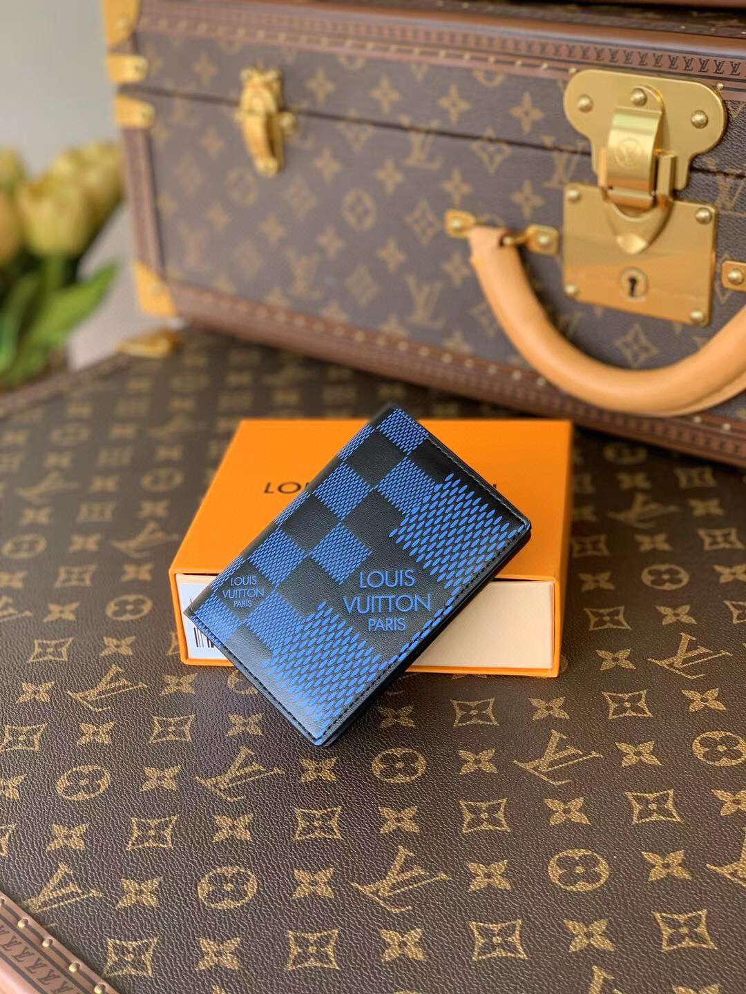 Louis Vuitton Damier Wallet 8cm Blue – Fapert