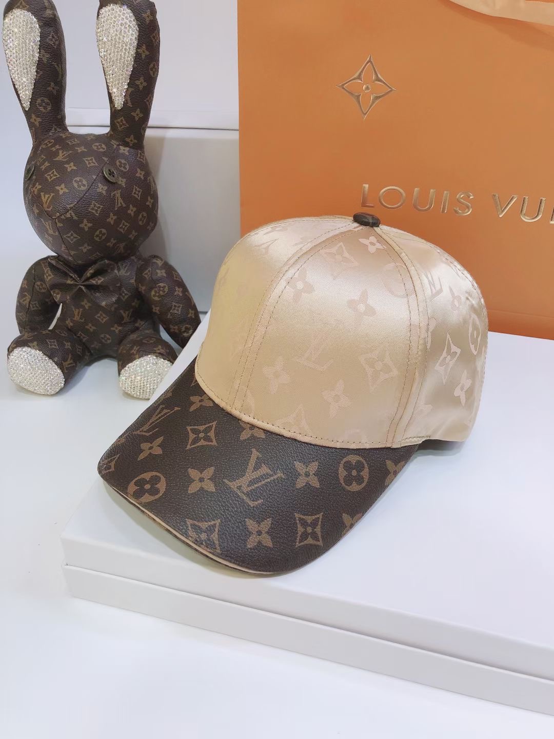 Louis Vuitton LV Get Ready Cap Monogram Beige LV Cap M76504