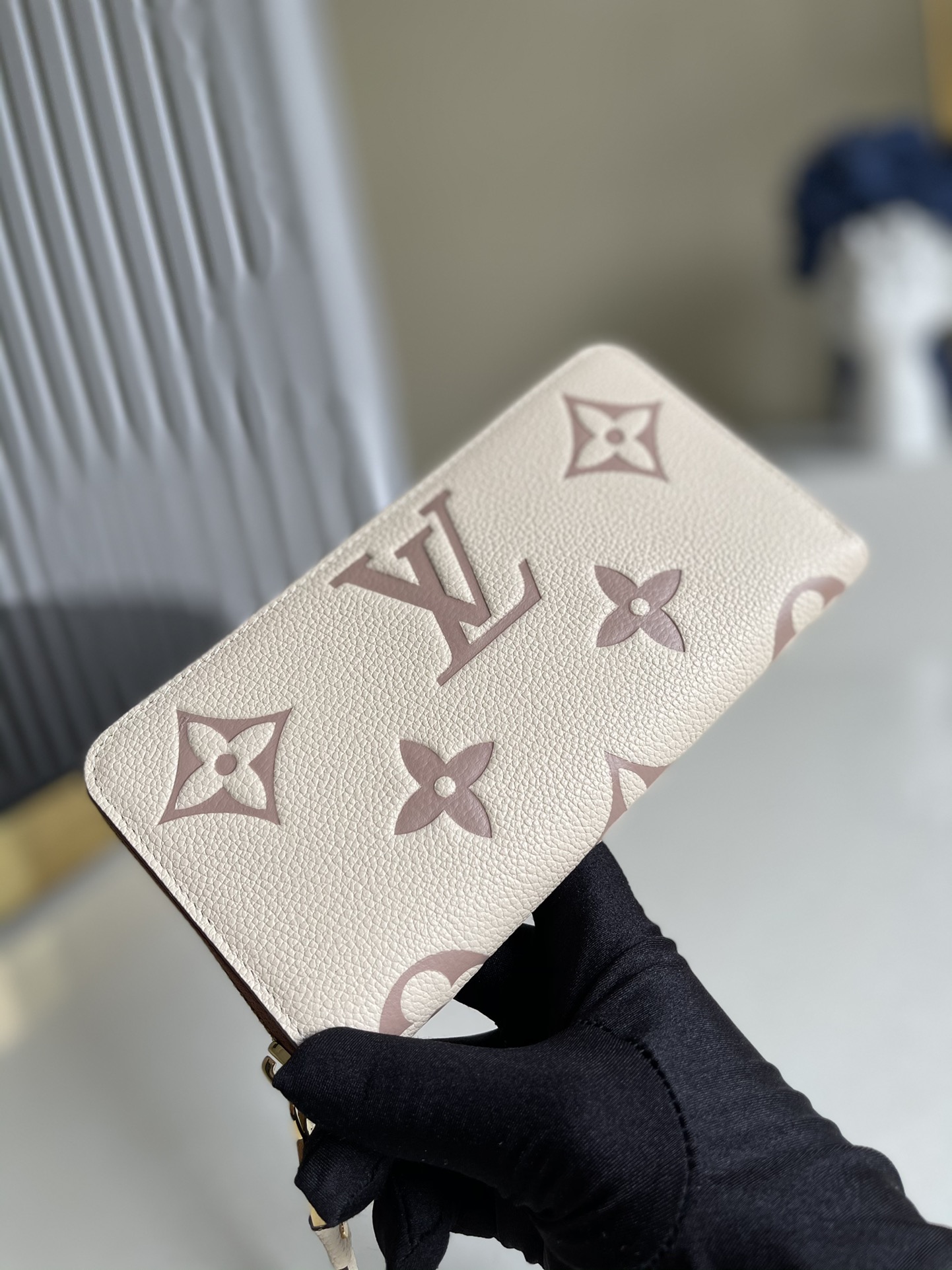 Louis Vuitton Monogram Empreinte Wallet 20cm Cream – Fapert