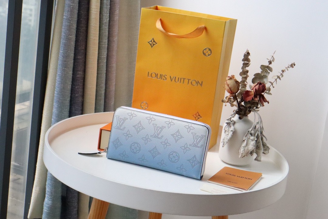 Louis Vuitton Monogram Wallet 20cm Blue – Fapert