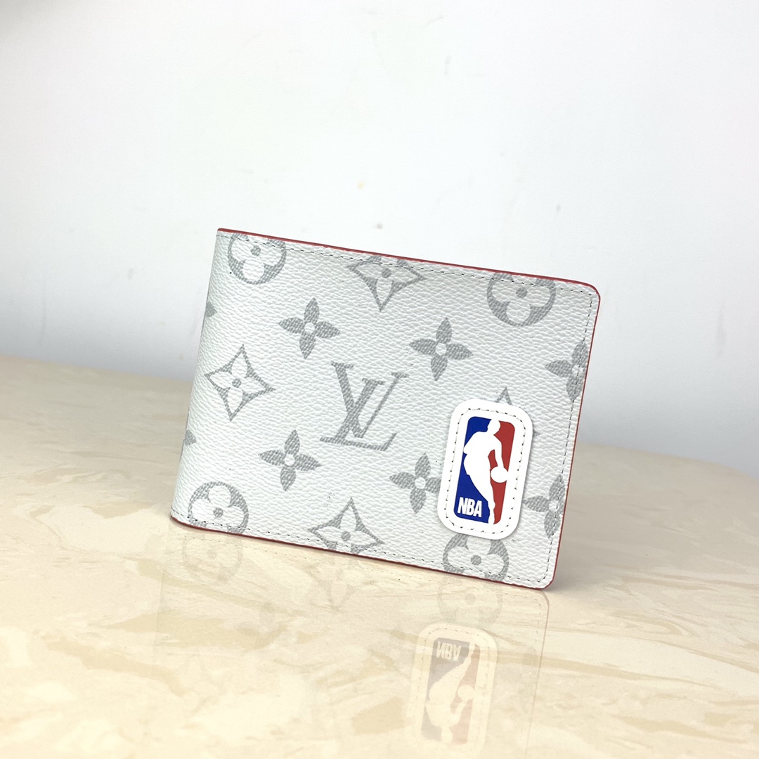 Louis Vuitton Multiple Clutch 12cm White – Fapert