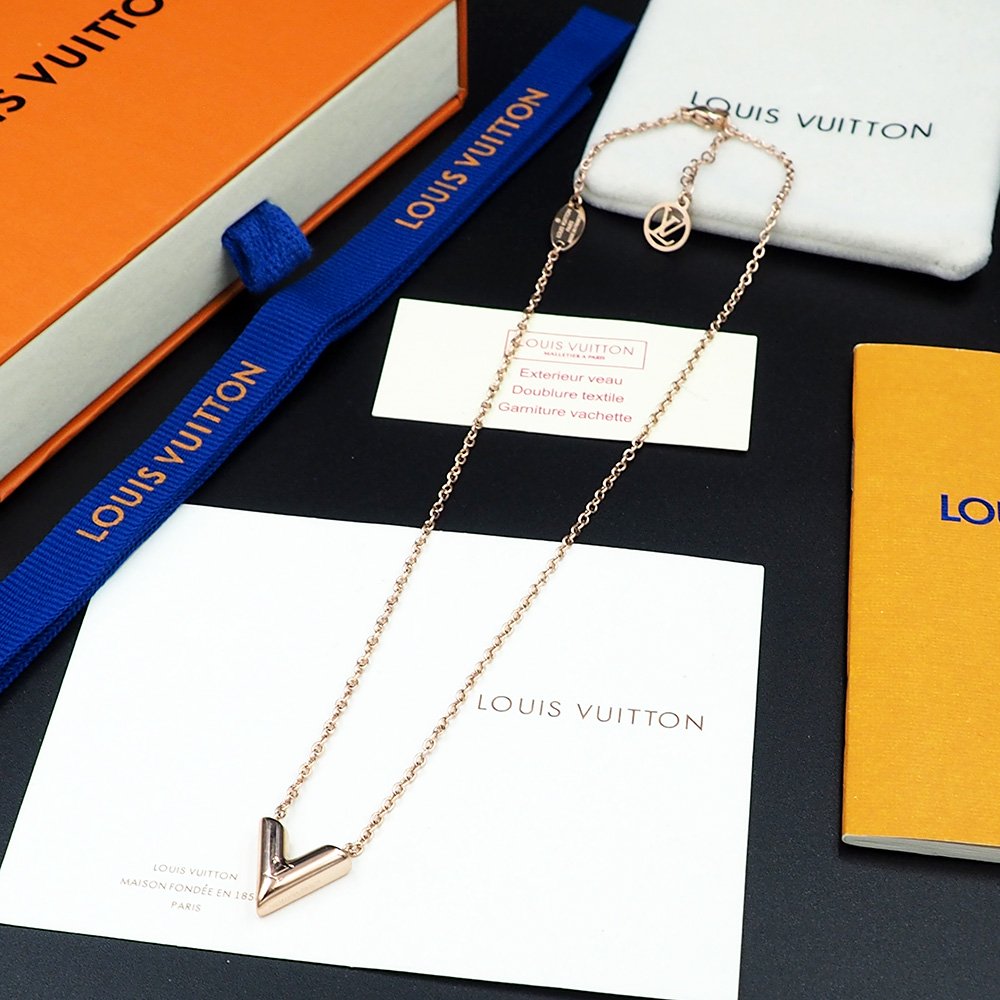 Louis Vuitton Necklace