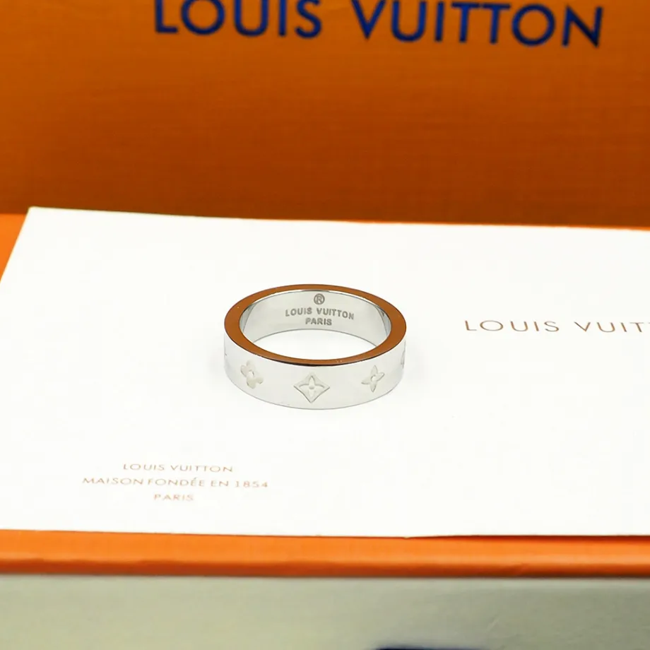 Louis Vuitton Ring