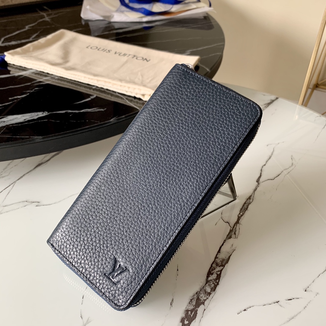 Louis Vuitton Taurillon Clutch Wallet 20cm Blue – Fapert