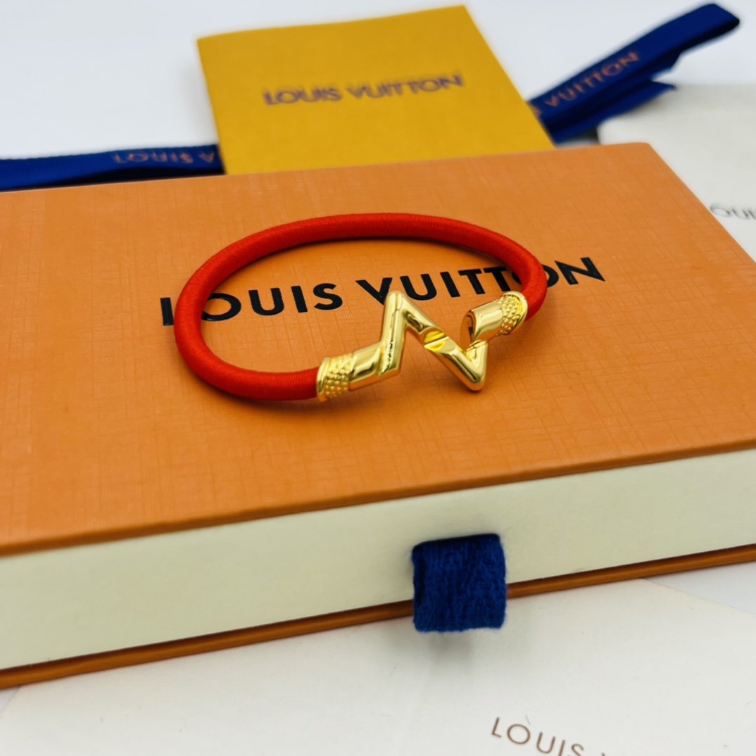 Louis Vuitton Volt Upside Down Play Small Bracelet Yellow Gold