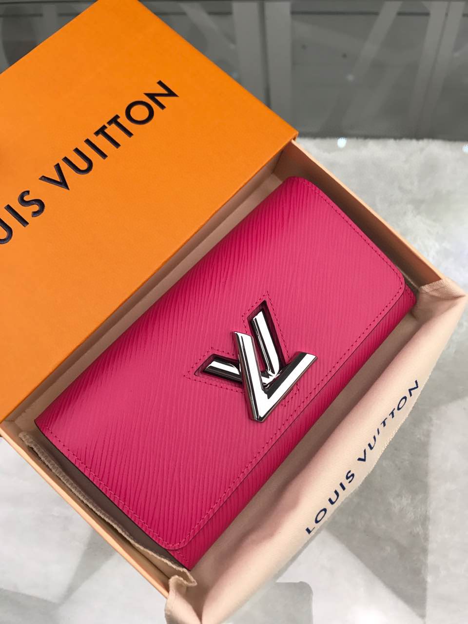 Louis Vuitton Wallet 19cm Pink – Fapert