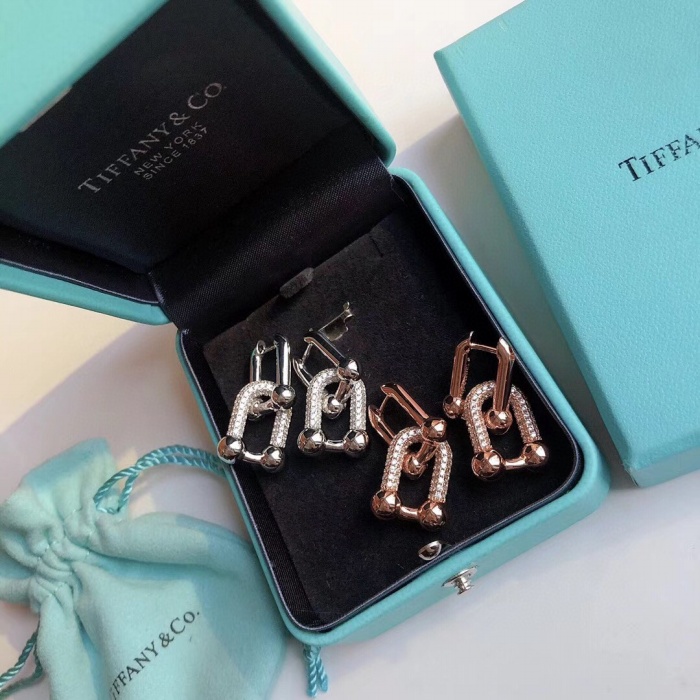 Tiffany & Co Tiffany Hardware Earrings Ear Stud 390