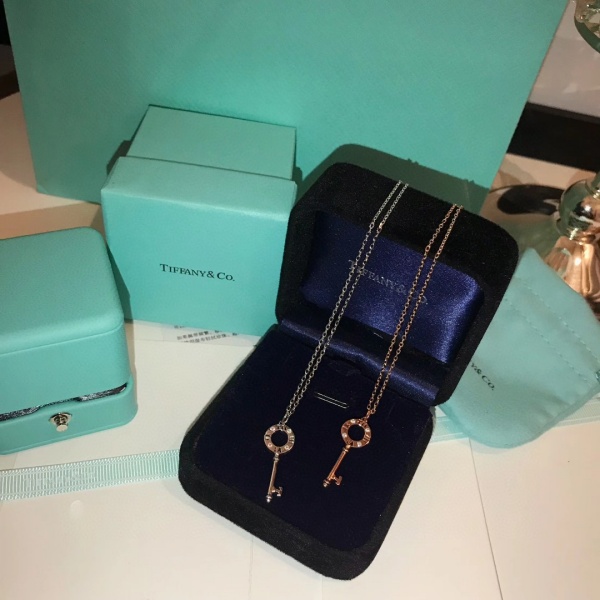 Tiffany & Co Tiffany Key Pendant Necklace