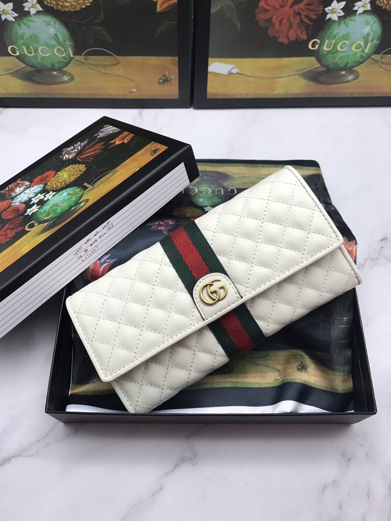 White GG Marmont Quilted Wallet 19cm – Fapert